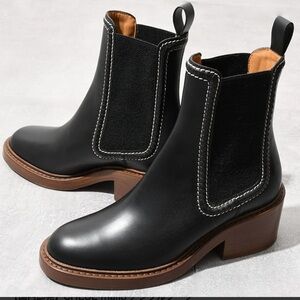 CHLOÉ
Evening Ankle Boots